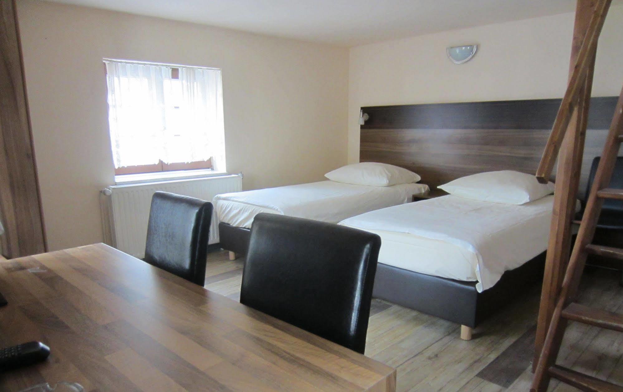 Hotel Altduesseldorf Zewnętrze zdjęcie