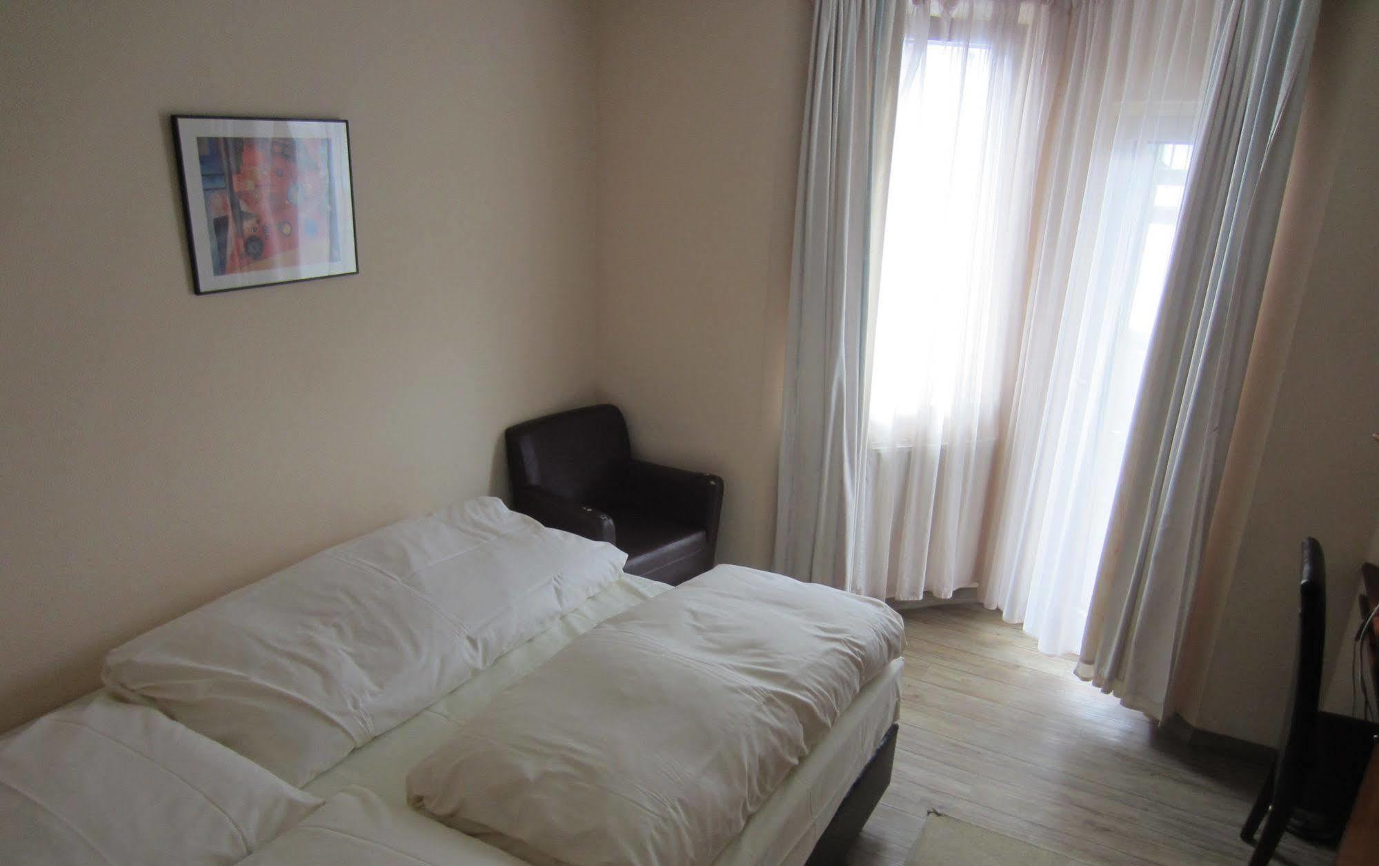 Hotel Altduesseldorf Zewnętrze zdjęcie